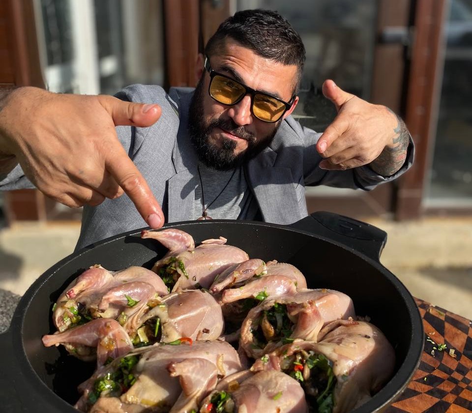 ПРЕМЬЕРА АПРЕЛЯ - «ВКУСНЫЙ БЛОГ ДЖОНИ ТЕДЖ»