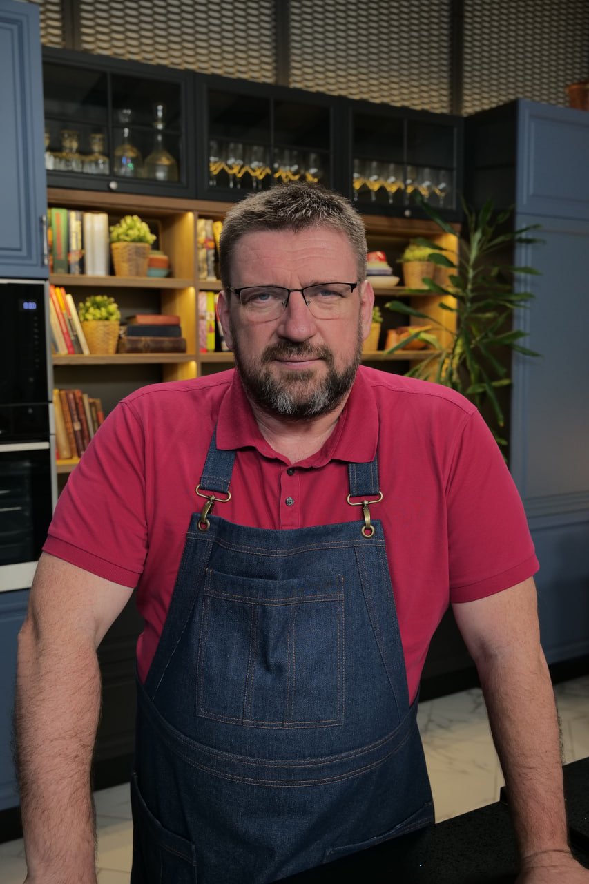 Алексей Шаров